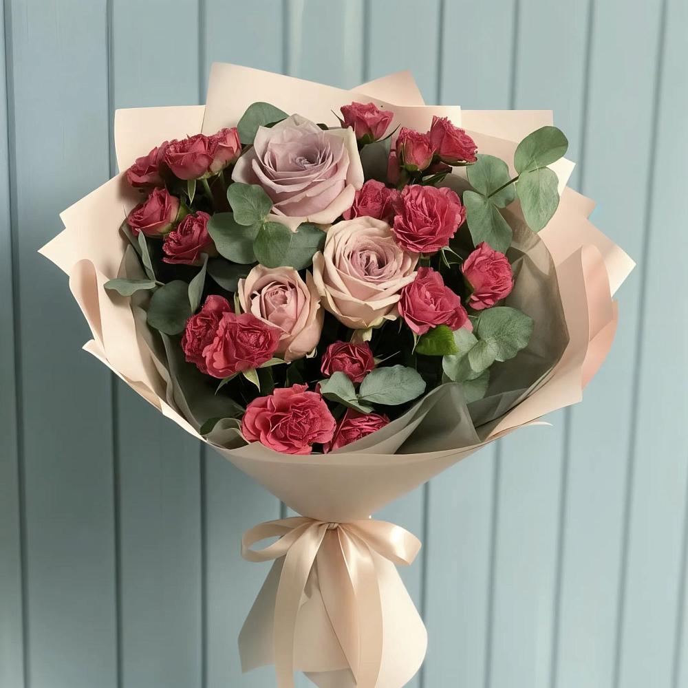 Букет цветов из: Гвоздики и Розы в Кингисеппе