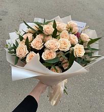 Букет Кремовые розы Латте в Кингисеппе