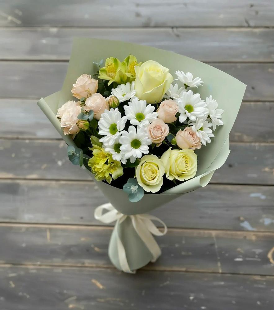 Букет цветов из: Альстромерии, Розы и Хризантемы в Кингисеппе