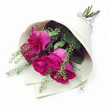 Букет цветов из:  Розы в Кингисеппе