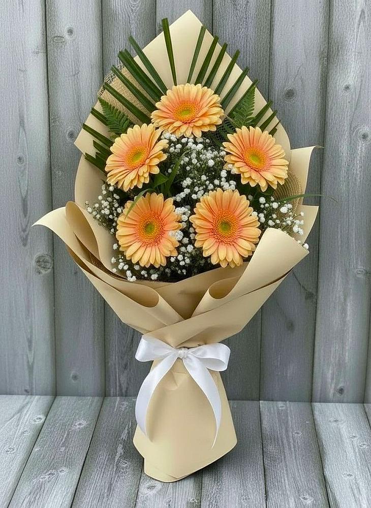 Букет цветов из: Герберы в Кингисеппе