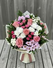 Букет цветов из:  Альстромерии, Гвоздики, Розы и Хризантемы #REPLACE_PRED# Кингисеппе