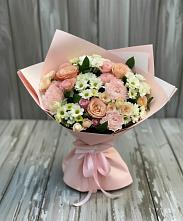 Букет цветов из:  Гвоздики, Розы и Хризантемы в Кингисеппе