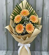 Букет цветов из:  Герберы #REPLACE_PRED# Кингисеппе