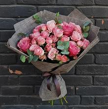 Букет цветов из:  Розы в Кингисеппе